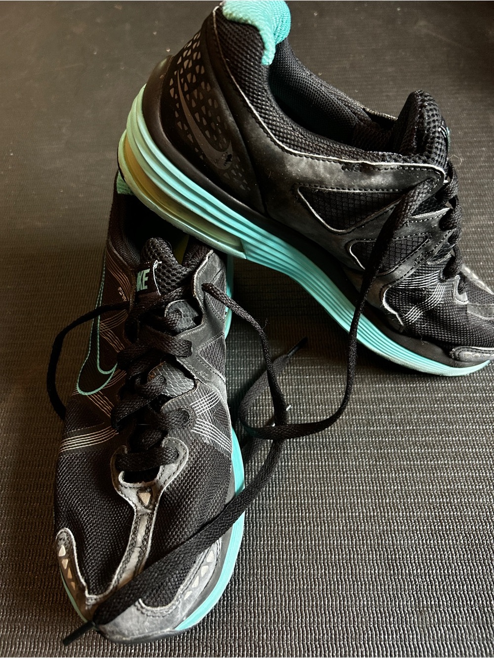 Nike LunarGlide Women’s Size 8 Black Turquoise Running Shoes
